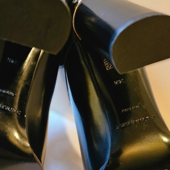 Burberry Leather Ankle Boots with fur trim size 38.5 US 8.5 NEW. - Picture 5 of 5